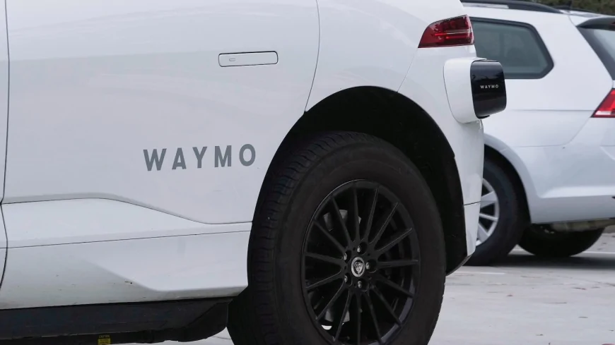 Waymo to dispatch robotaxis in Dallas next year