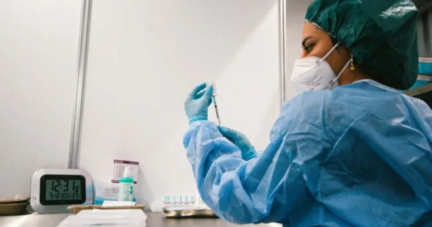 mRNA tech could help fight cancer, but cuts threaten progress, experts say