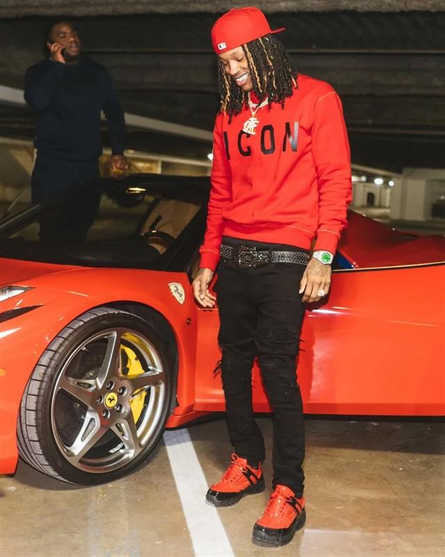 King Von in Red Icon Sweatshirt – October Streetwear Legacy